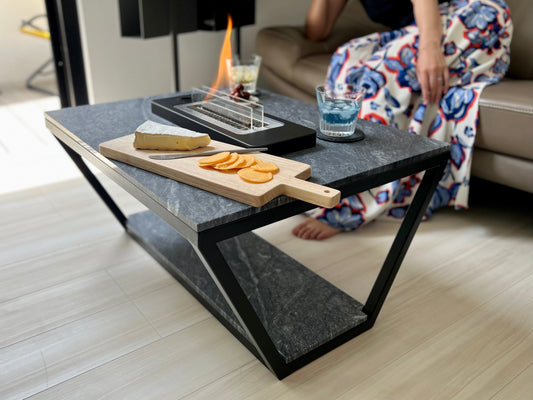 バイオエタノール暖炉と組み合わせられる、セミオーダーメイドの、本物の大理石ローテーブルまたは大理石センターテーブル